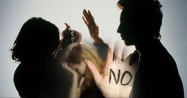 منظمة حقوقية تكشف عن 40 ألف انتهاك ضد النساء ارتكبه الحوثيون خلال العقد الماضي