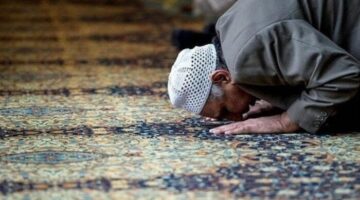 مواعيد صلاة الظهر والصلاوات اليوم الخميس 27 نوفمبر 2025