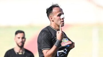 ناصر منسى يكشف عن طلبه لتحديد مصيره مع الزمالك