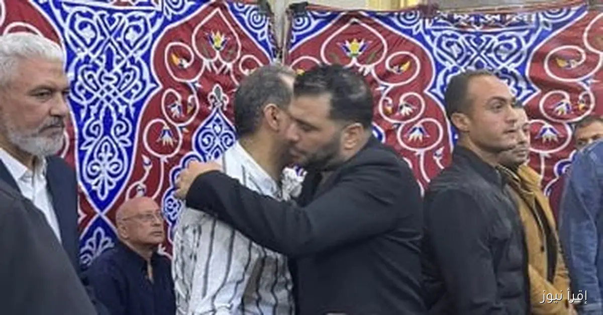 نجوم الكرة المصريين يقدمون واجب العزاء في وفاة محمد صبري