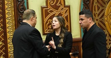 نجوم الكرة يتجمعون في عزاء والد دينا سليم ويعبرون عن تعازيهم الحارة