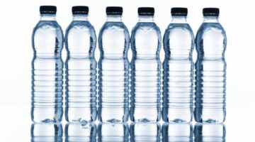 وزارة الصحة المصرية تشيل 8 أنواع من المياه المعدنية غير