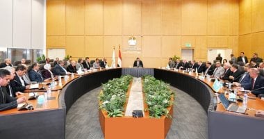 وزير الإسكان يعلن عن اجتماع مع رئيس الشركة القابضة للمياه ورؤساء الشركات التابعة