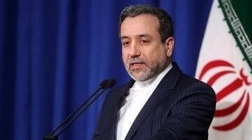 وزير خارجية إيران يدعو نظيره اللبناني لزيارة طهران ويؤكد أهمية