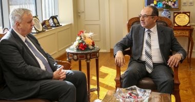 وزير قطاع الأعمال يعلن عن تعزيز التعاون الصناعي مع سفير ألمانيا بالقاهرة