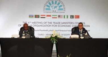 وزير الاستثمار يعلن عن اجتماعات الدورة الرابعة لمجلس وزراء التجارة بمجموعة الدول الثماني النامية