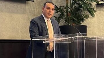 التمثيل التجاري يعلن جذب استثمارات جديدة في منطقة قناة السويس