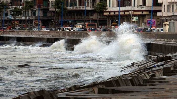 الجو في الإسكندرية.. نوة قاسم ترفع درجة الاستعداد في المحافظة | التفاصيل