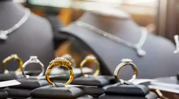 تراجع ملحوظ في أسعار الذهب بمصر خلال منتصف تعاملات يوم.webp