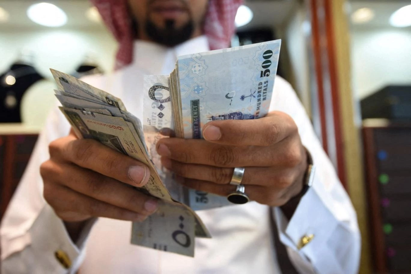 سعر الريال السعودي مقابل الجنيه المصري اليوم الثلاثاء 16 ديسمبر 2025 بمختلف البنوك