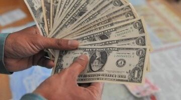 سعر الدولار فى البنك الأهلى يسجل 4750 جنيه للشراء اليوم