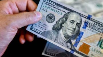 سعر الدولار مقابل الجنيه اليوم الاثنين 1 ديسمبر 2025