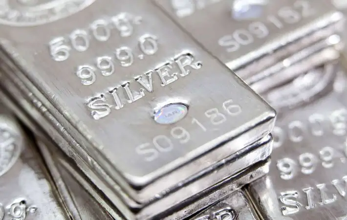 “ربح متوسط” سعر الفضة اليوم الخميس 25 ديسمبر 2025 في مصر