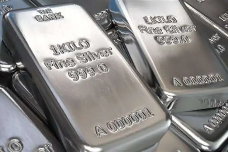 “تنافس الذهب” سعر الفضة اليوم الاحد 28 ديسمبر 2025 في مصر