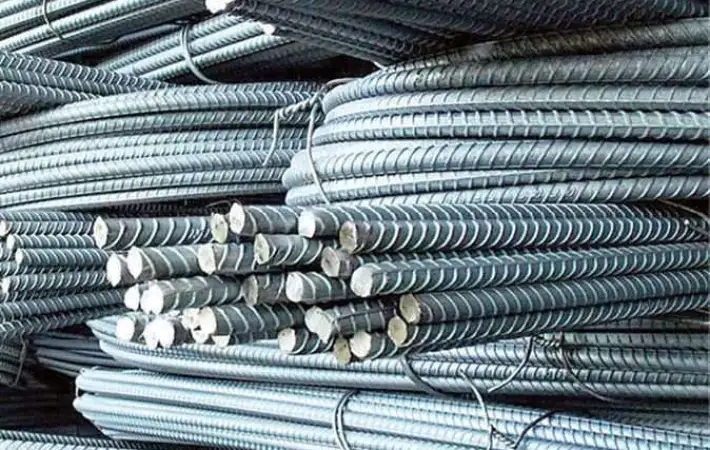 سعر طن الحديد اليوم الاحد 14 ديسمبر 2025 .. حديد عز يسجل استقرارا في سوق مواد البناء