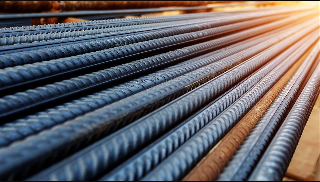 تراجـــع لحظي سعر طن الحديد اليوم حديد عز في سوق البنــاء