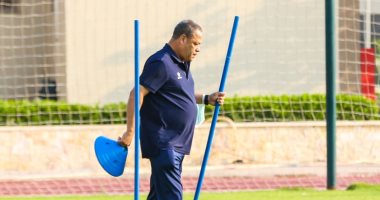 ضياء السيد يكشف عن مخاطر غياب الـVAR على مستقبل الكرة في أفريقيا ويطالب بإصلاح التحكيم