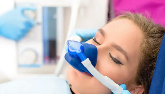 غاز الضحك.. بارقة أمل لعلاج الاكتئاب اللي مش بيتجاوب مع الأدوية