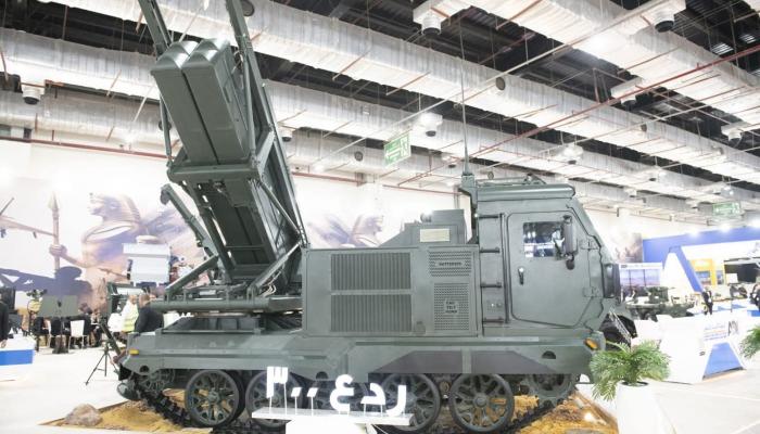 مصر تعرض أسلحة مبتكرة لأول مرة في معرض «إيدكس 2025»