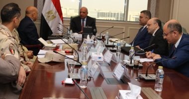 وزير الكهرباء يعلن اجتماعًا مع رؤساء المصرية للتعدين وجهاز الإشراف على مشروعات المحطات النووية