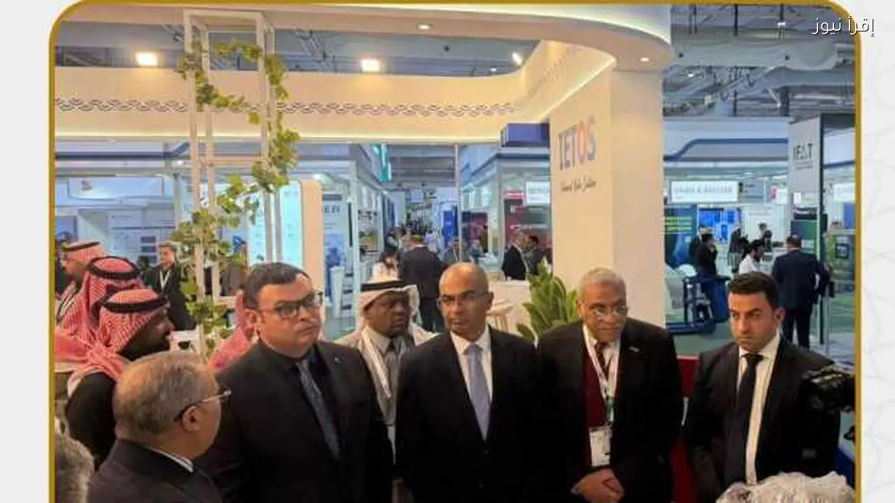 وزير الإسكان يتفقد معرض «إيفات السعودية 2026»