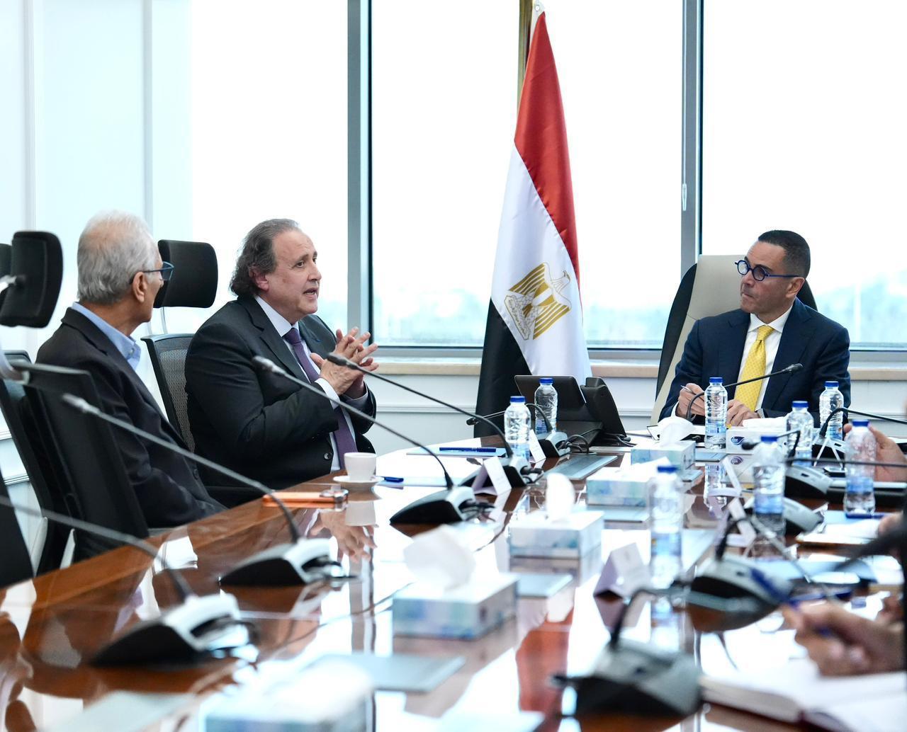 وزير الاستثمار