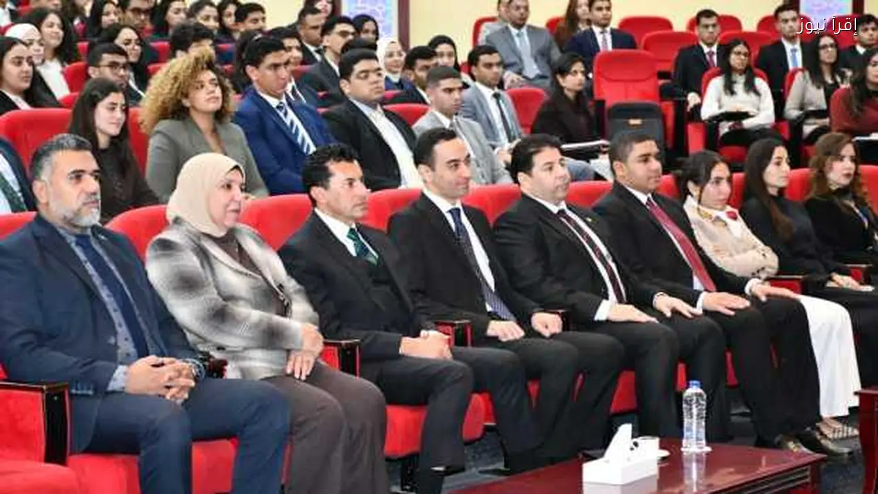 وزير الرياضة يحضر محاضرة السفير سامح شكري في برنامج الدبلوماسية